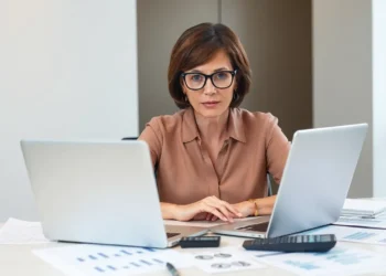 ”rate of return“ is a phrase used to describe what aspect of investing?