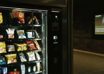 How Vending Machines Are Quietly Powering the Smart Cities of Tomorrow